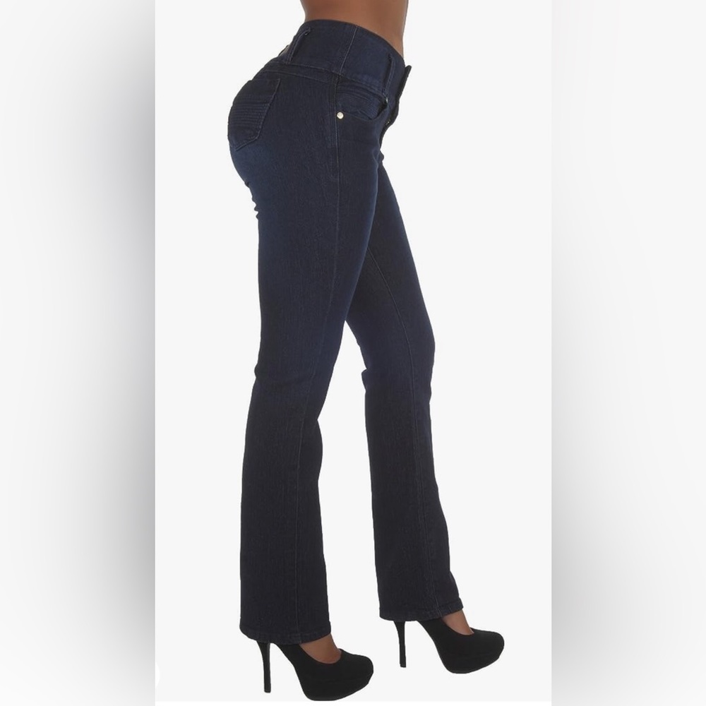 Fashion 2 Love High Waisted Brazilian Butt Lift Blue Jeans Size 15 / 31” Inseam